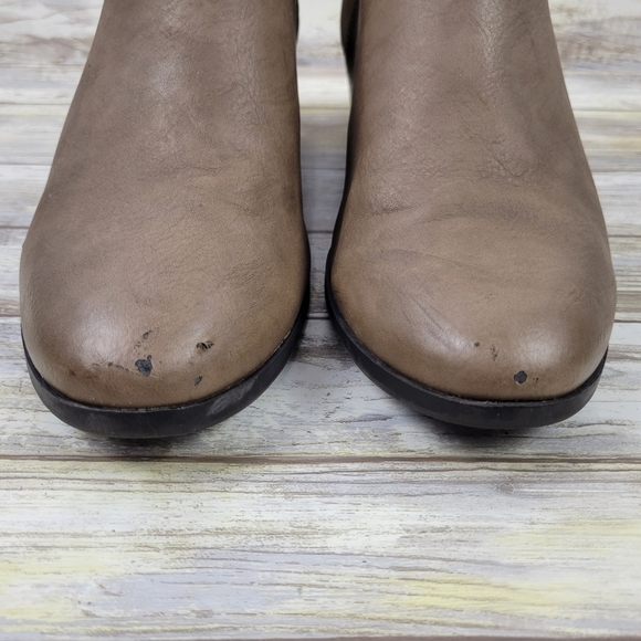 ASOS Call It Spring Gunson Faux Leather Ankle Zip Boots Women's 8 Two-Tone Beige - Picture 4 of 11